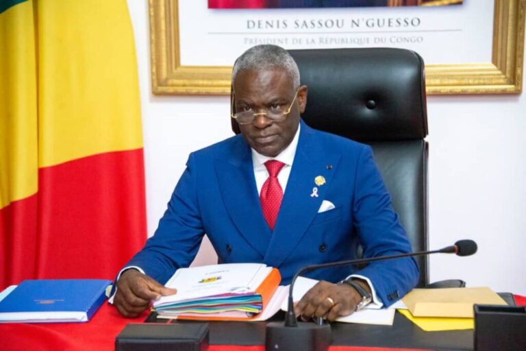 Anatole-Collinet-MAKOSSO-a-preside-ce-lundi-28-octobre-2024-la-reunion-du-Conseil-de-Cabinet-au-Palais-des-Congres-2-1024x683